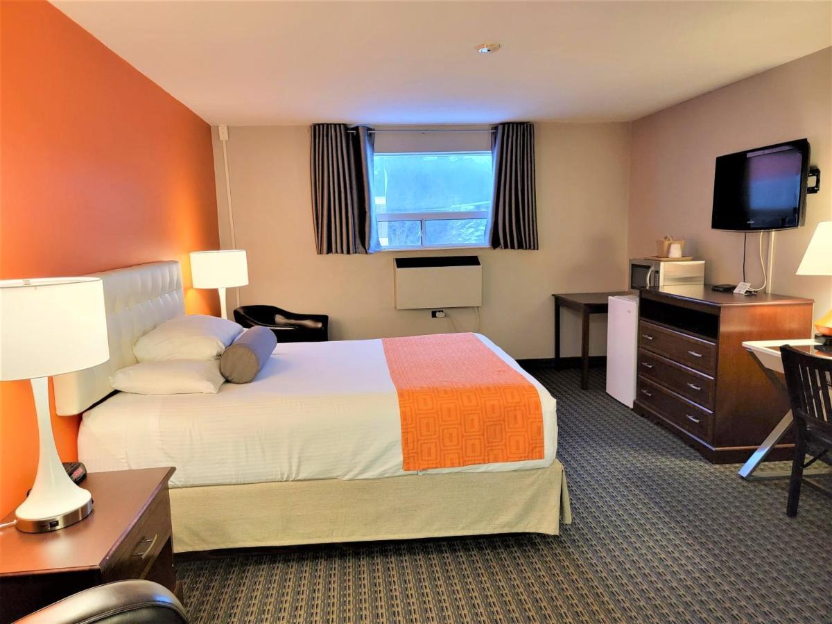 Howard Johnson By Wyndham Ґрейвенгерст Екстер'єр фото