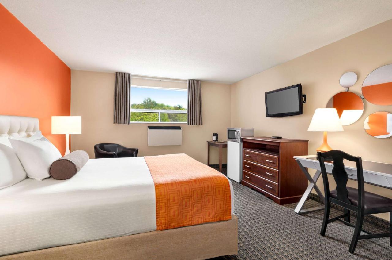 Howard Johnson By Wyndham Ґрейвенгерст Екстер'єр фото